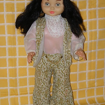 Majber Hippie Doll Katia - Dolls