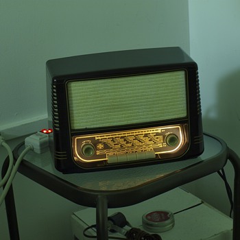 Emud Rekord 176 - Radios