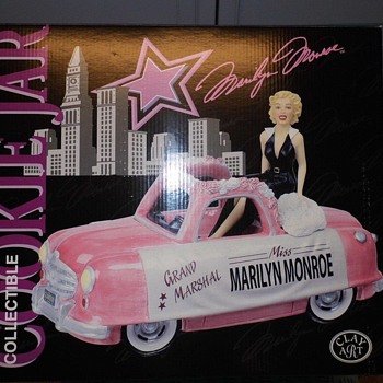 marilyn monroe grand marshall cookie jar - Kitchen