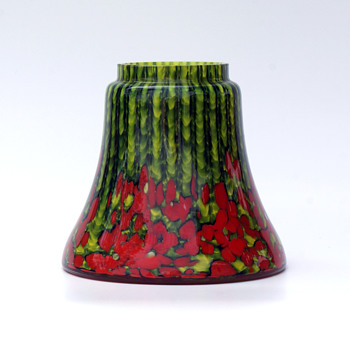 Not often seen WELZ Shape in Stripes and Spots decor - Art Glass
