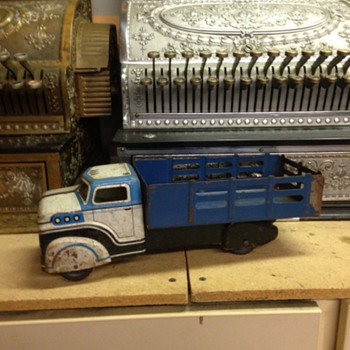 Wyandotte Stake Truck - Model Cars