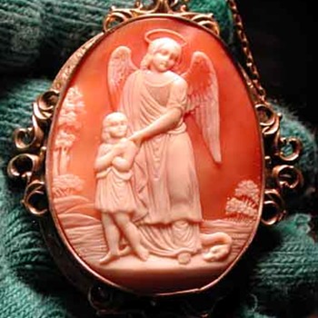 Huge cameo of the guardian angel - Victorian Era
