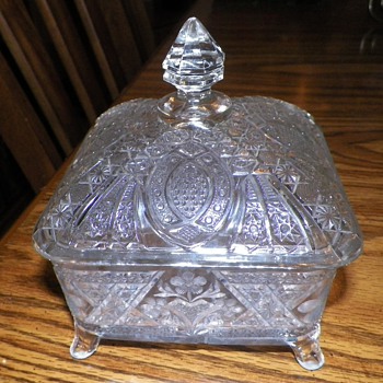 Vintage Clear Glass  4 footed Trinket or Candy Dish with starburst design and daisies - Glassware