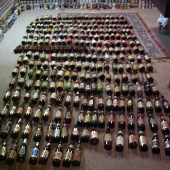 A beer can/bottle collection from the 1950's - Breweriana