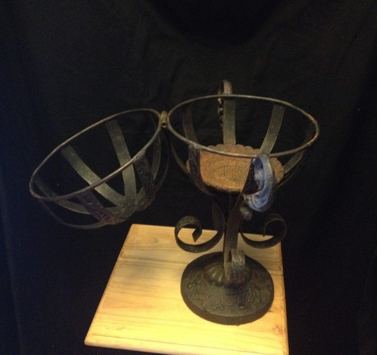 Old Cast Iron String/Yarn Holder ???? Collectors Weekly