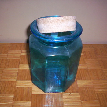 Bath salts jar