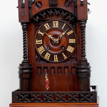 Black Forest Cuckoo Clock with Sentry Automata