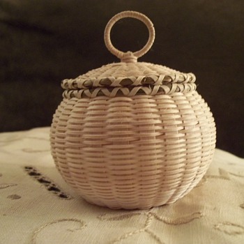 Fine Weave Basket made by Jeremy Frey, Passamaquoddy. - Native American