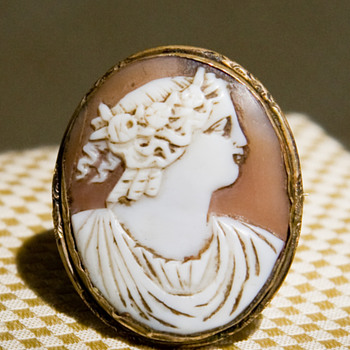 Conch Cameo - Fine Jewelry