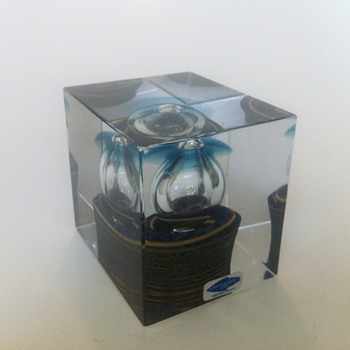 Oiva Toikka - Year Cube 1982 - Art Glass