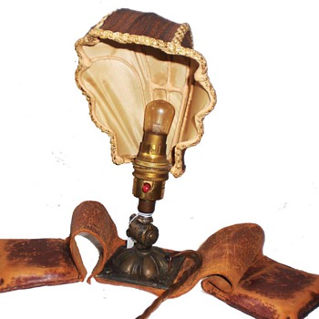 Anyone know what this is, age etc ? - Lamps