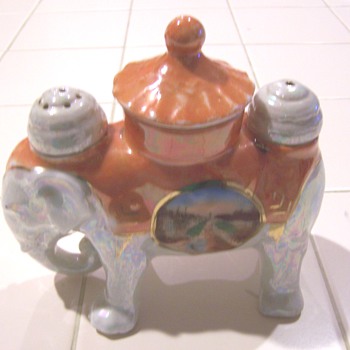 Elephant lusterware condiment sets