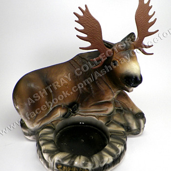 9" Chalkware Moose Ashtray - Tobacciana