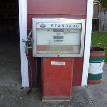 standard oil gas pump