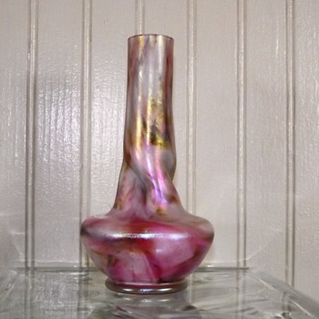 Rindskopf Iridescent Pink And Smokey Marblized Twisted Vase 6" Version - Art Glass