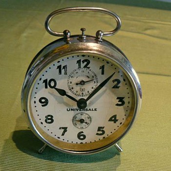 Vintage alarm clock fascist - Clocks