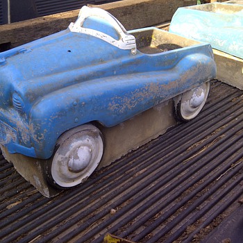 2 Concrete Pedal Car found in Kansas any info????? - Model Cars