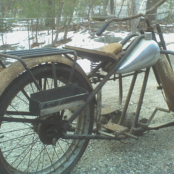 Do you know what year and model this SIMPLEX Motorycle frame is? - Motorcycles