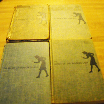 Blue Nancy Drew Mystery books