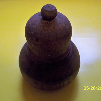 SHAKER FOUND IN LT.COLONEL's FOOTLOCKER FREE STUFF ALONG ROAD