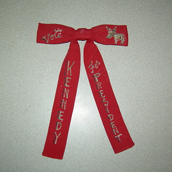 Vote Kennedy for President bow tie
