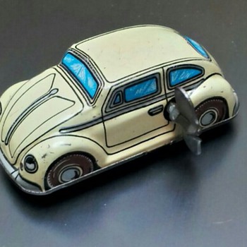 Vintage Tin Wind Up Tin Toy Cars
