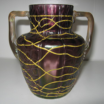 Kralik Honeycomb Panel gorgeous Iridized Eggplant Purple with Gold Threading - Art Glass