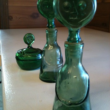 Face bottles and jar - Bottles