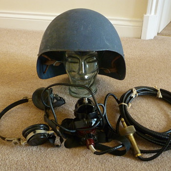 WW11 US Navy Talker helmet - Military and Wartime