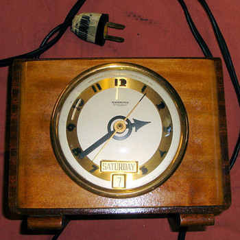 Hammond Day and Date Calendar Clock, "Tripoli", 1938 Case Model 3