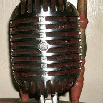 Shure Model 55A Unidyne “Fatboy” microphone - Radios