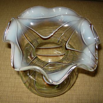 MY WONDERFUL THOMAS WEBBDRAPES VASE - Art Glass