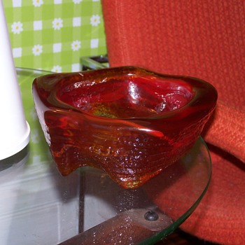 Pre Blenko Don Shepherd Bear Claw Freeform Art Glass Bowl Amberina - Art Glass