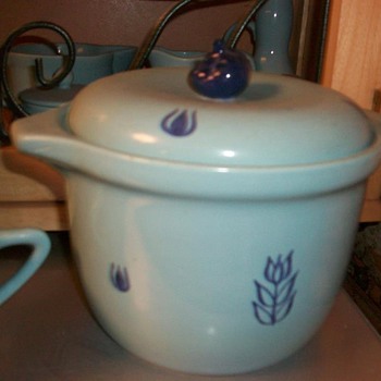 SEVILLA AND TULIP ARE NOW CAMERON CLAY PRODUCTS ! ! ! - Art Pottery