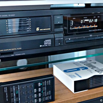 1987 Toshiba XR-9057 6 Disc Magazine Plus One Tray Compact Disc Player - Electronics