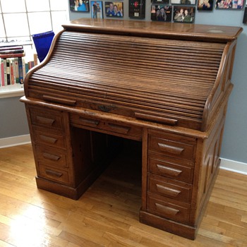 Original Wm Schwarzwaelder & Co. Rolltop Desk (early 1900's) - Furniture