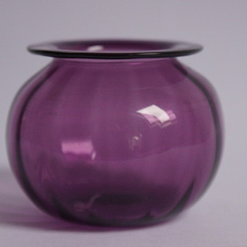  WhiteFriars Posy Vase - Art Glass