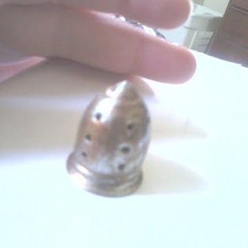 Vintage lot bought today - unidentified thimble #1 (turns out is a salt shaker top)