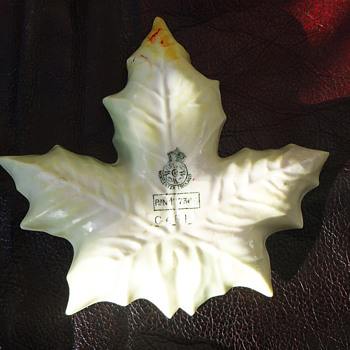 Royal worcester maple leaf