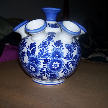 stem vase ??? - Pottery