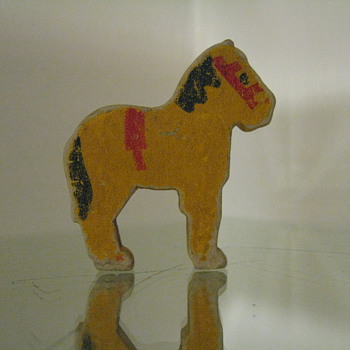 HORSE FROM A TOY PUZZLE 85-90 YEARS OLD - Games