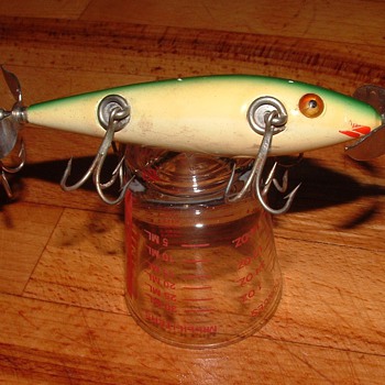 VTG Pflueger Neverfail Underwater Minnow, Musky size - Fishing