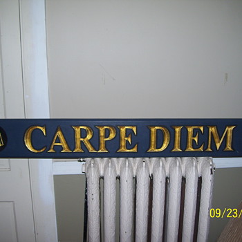 CARPE DIEM - Signs