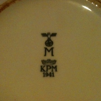 Nazi plate 1941 - Military and Wartime