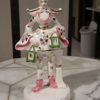 Occupied Japan/ MIJ, Old Jester ? Japanese Figurine.Green Lanterns.Gilt Gold 7" - Asian