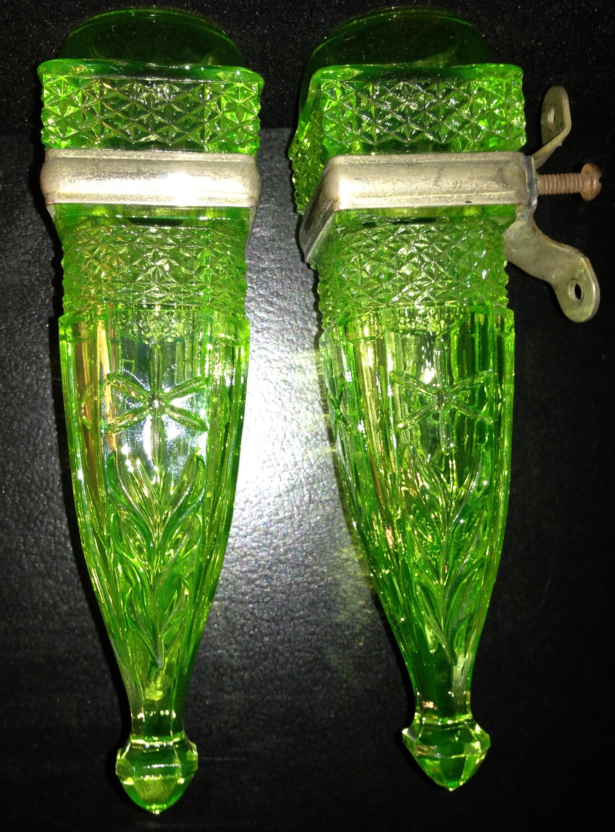 Depression Glass Car Bud Vases Collectors Weekly
