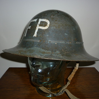 British Civil Defence WWII Fire Party steel helmet 1941 - Military and Wartime