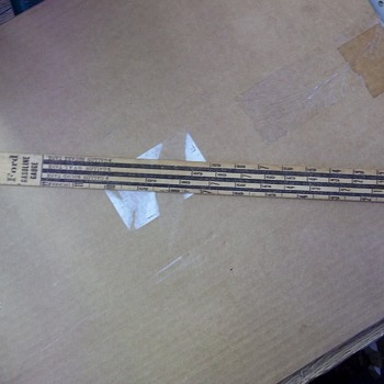 FORD FUEL GUAGE STICK - Petroliana