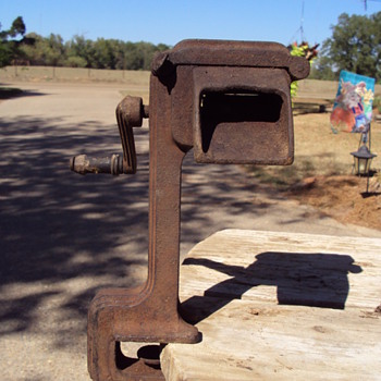 Can anyone tell me what this is? - Tools and Hardware
