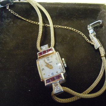 grandmothers watch